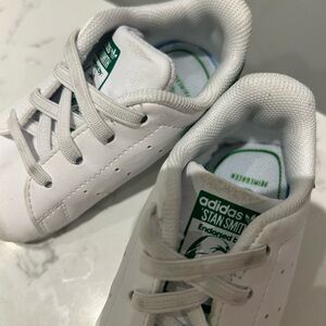 Stan Smorh adidas size 3